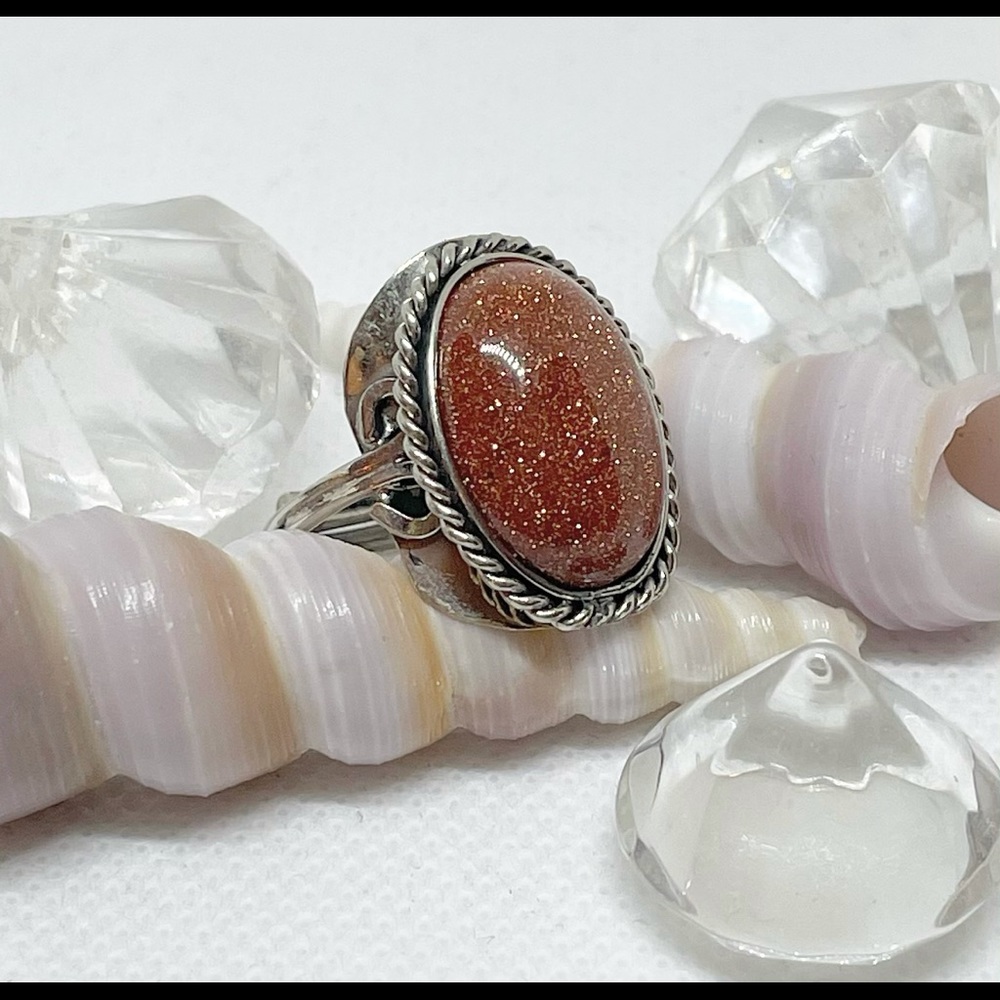 Handcrafted Gold Sandstone Ring - image 1